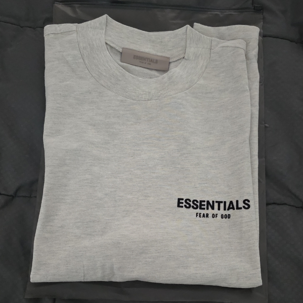 Essentials Fear of God Gray T-Shirt